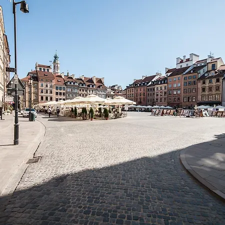 Elegant Old Town Apartment Warsaw